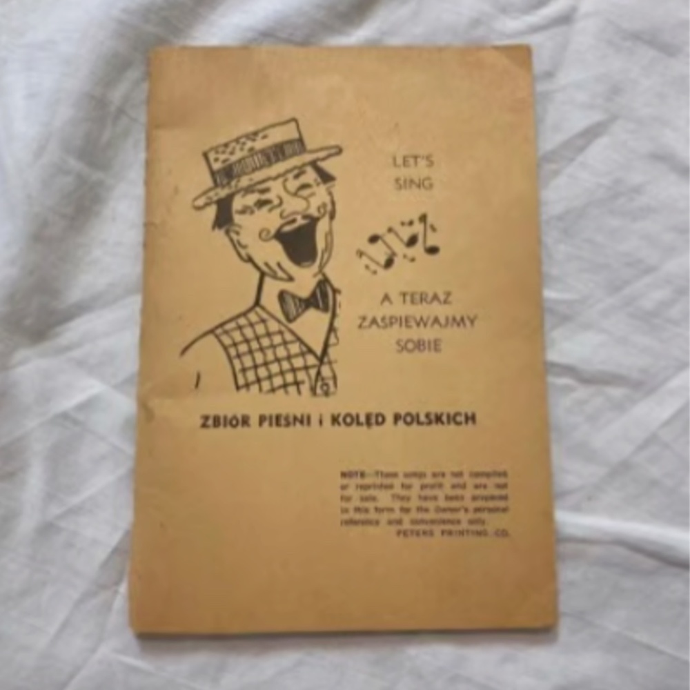 Vintage paper Polish song book